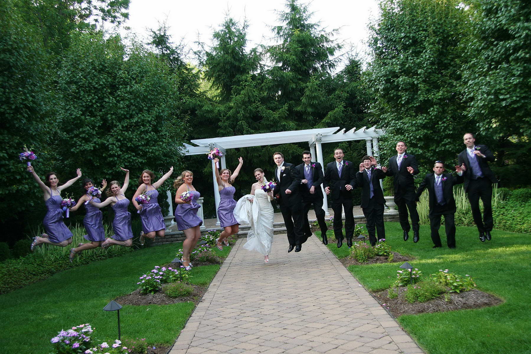 Jumping Bridal Party,Creative Photography